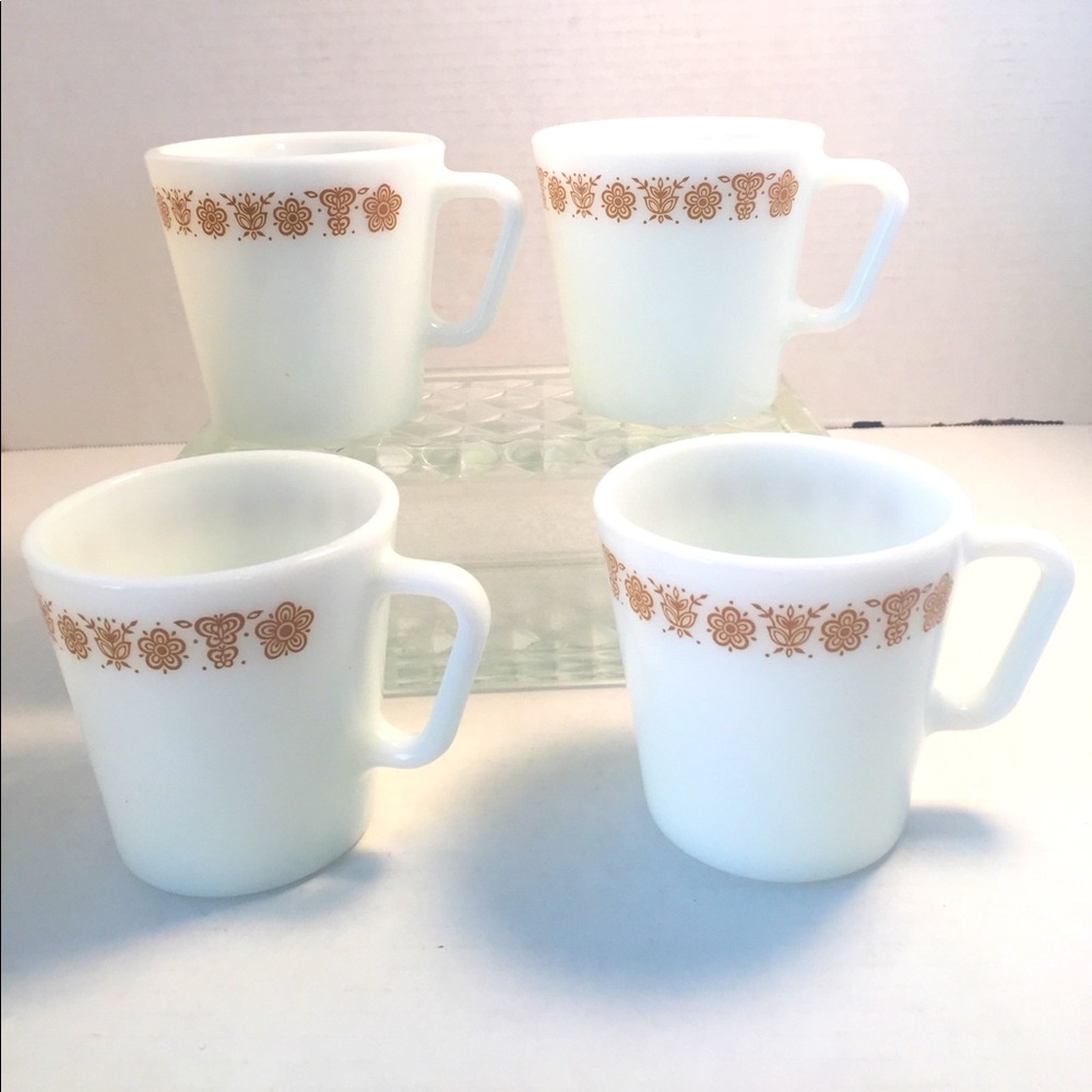 Pyrex VNTG Butterfly Gold Milk Glass Mugs 2